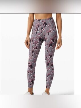 Lululemon Fast and Free High Rise Tights in a Floral Flux Multi Print Size 10